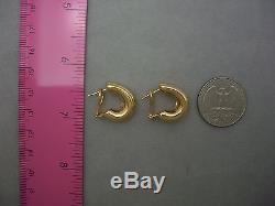 18k Gold Roberto Coin Shiny Huggie Earrings Omega Back 5.14 Grams Not Scrap