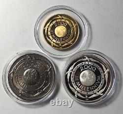 2000 III Millenium, Italian Mint 3 Coin Set Proof Gold Silver & Titanium. Case