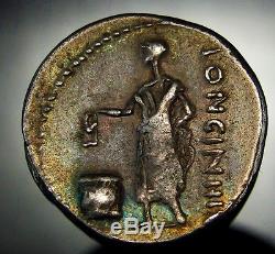 Brilliant roman coin with Gold iridescent patina. Voting. Cassius Longinus. WorthK