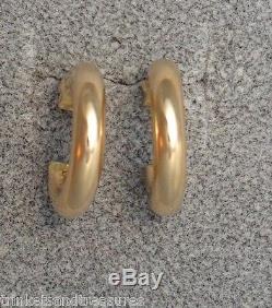 Designer Roberto Coin Italy 18K Yellow Gold Simple Hoop Earrings