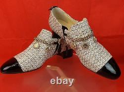 Nib Chanel Ecru Tweed Gold Charms Coins Chain Black Patent Cap Toe Loafers 39