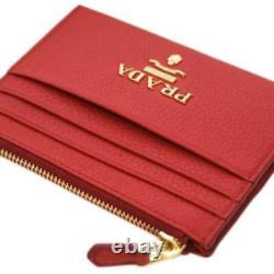Prada Womens Vitello Grain Rosso Red Leather Gold Logo Zip Top Card Case 1MC026