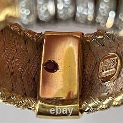 ROBERTO COIN 18k Gold Wide Silk Weave Ring. 77 Carat Diamonds-10 Grams-Size 7