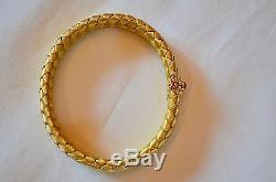 Roberto Coin flexible woven silk basket weave 18K gold bangle bracelet (30.6 gm)